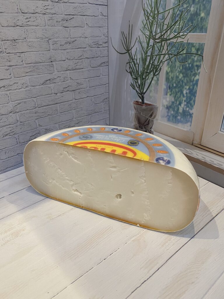 Импортный голландский козий сыр Фрико.